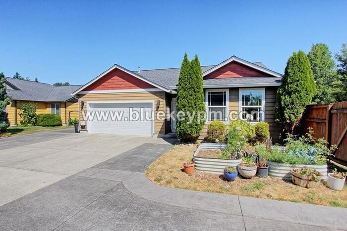 Primary Photo - 3 Bed, 2 Bath Home in Battle Ground