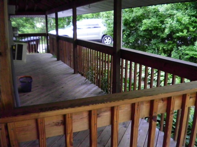 Building Photo - 3 br, 1 bath House - 218 N Portage Rd