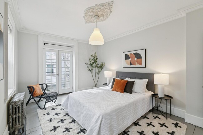 Photo - 1228 Catharine St Townhome