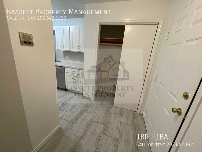 Foto del edificio - 30 Stoneycrest Dr