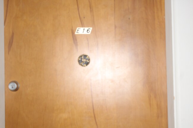 Foto del edificio - 359 N Eton St