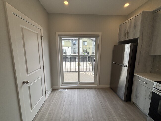 Photo du bâtiment - 338 Ellisborough Blvd SE