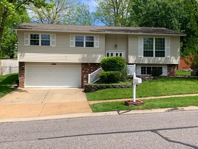 Foto del edificio - 5608 Sky Hill Dr