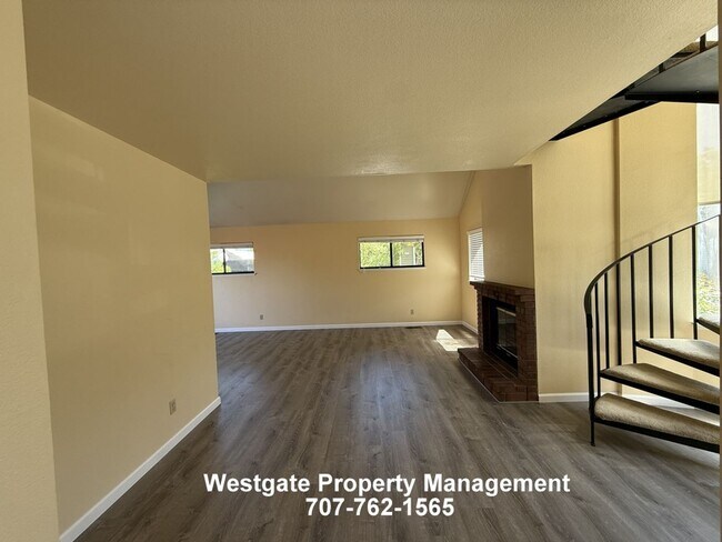 Foto del edificio - 1453 Capri Ave