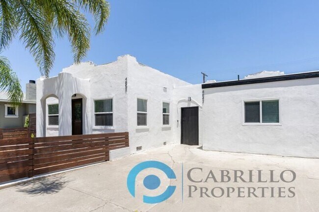 Foto del edificio - 4851 Mansfield St