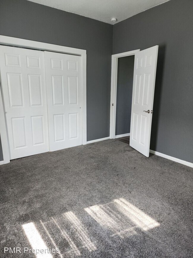 Building Photo - 2 br, 1 bath House - 3405 Monterey Street