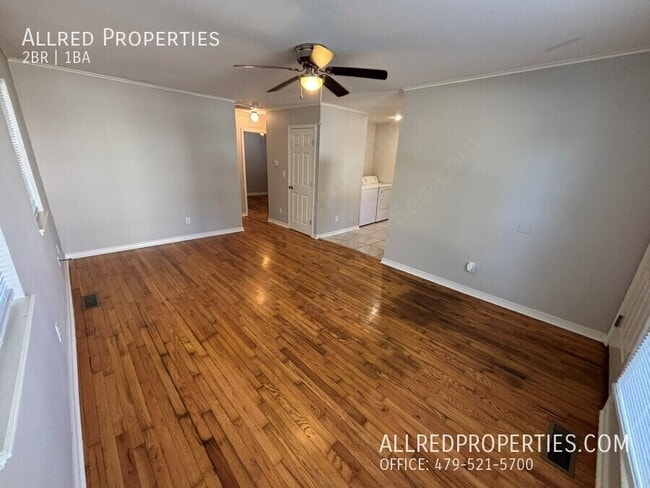 Foto del edificio - 995 W Hickory St