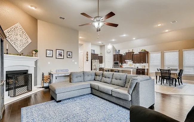 Building Photo - Spacious 4-Bedroom Ranch-Style Rental with...