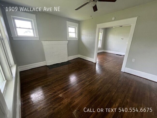 Foto del edificio - 1909 Wallace Ave NE