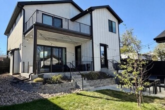 Building Photo - 4664 Elm Ct