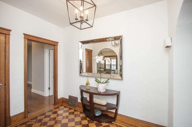 Building Photo - 44 Aptos Ave