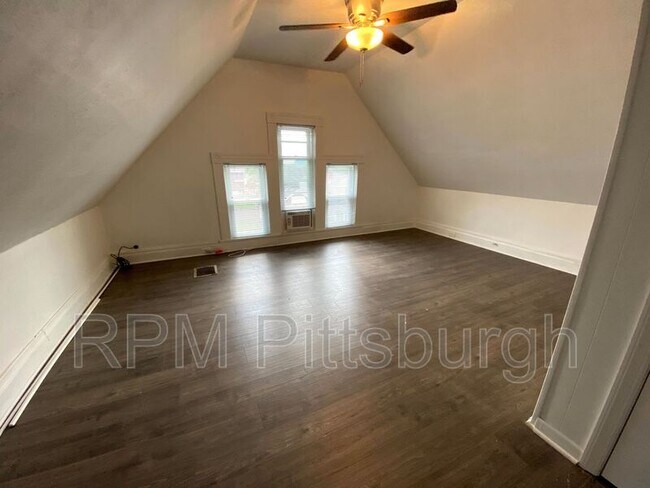 Foto del edificio - 123 Homestead St