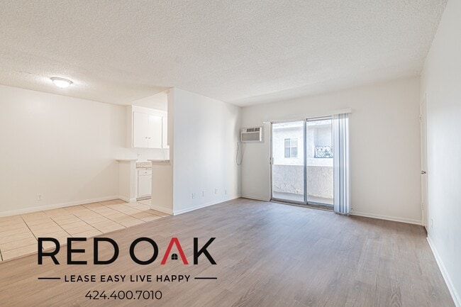 Building Photo - 8337 Cedros Ave