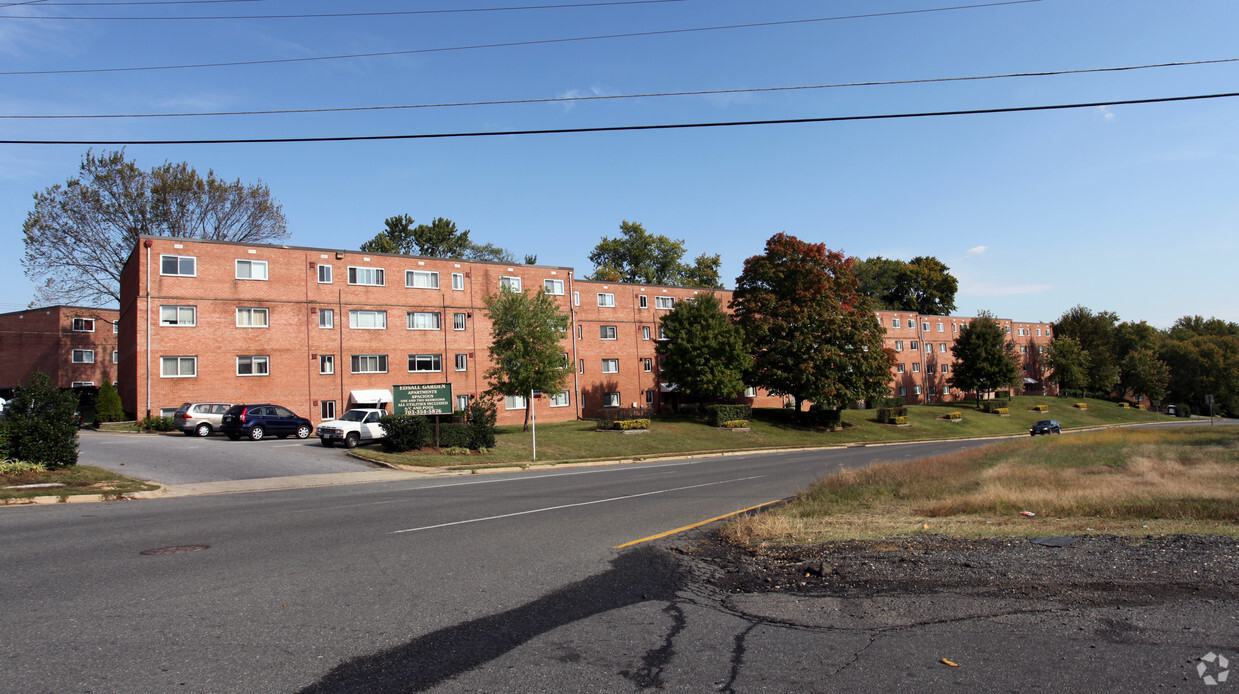 Primary Photo - Edsall Gardens