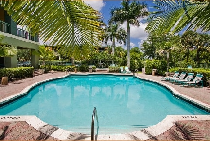Primary Photo - Club Mira Lago Apartments