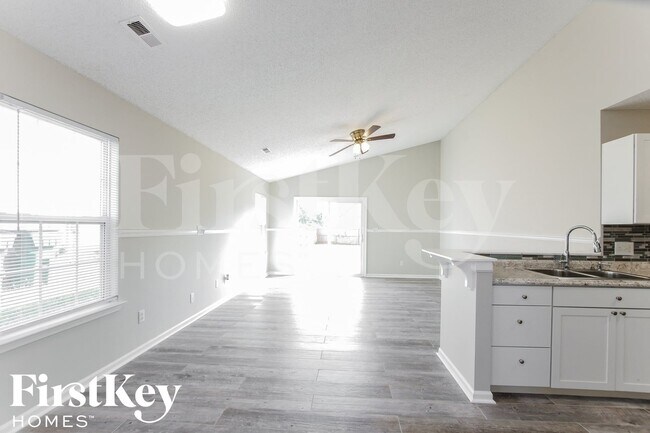 Building Photo - 9610 Rau Ct