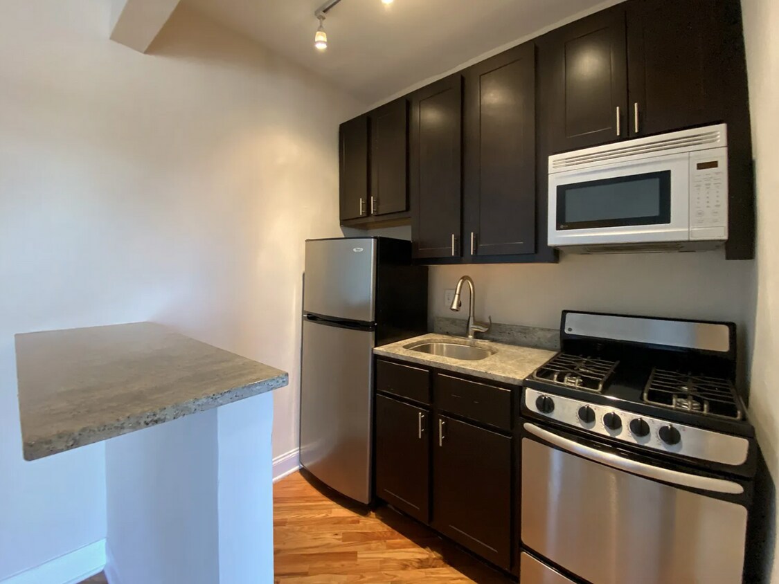 Foto del edificio - 4610 N Paulina St