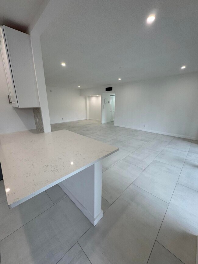 Foto del edificio - 6314 Longboat Ln W