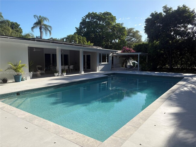 Foto del edificio - 8295 SW 116th St
