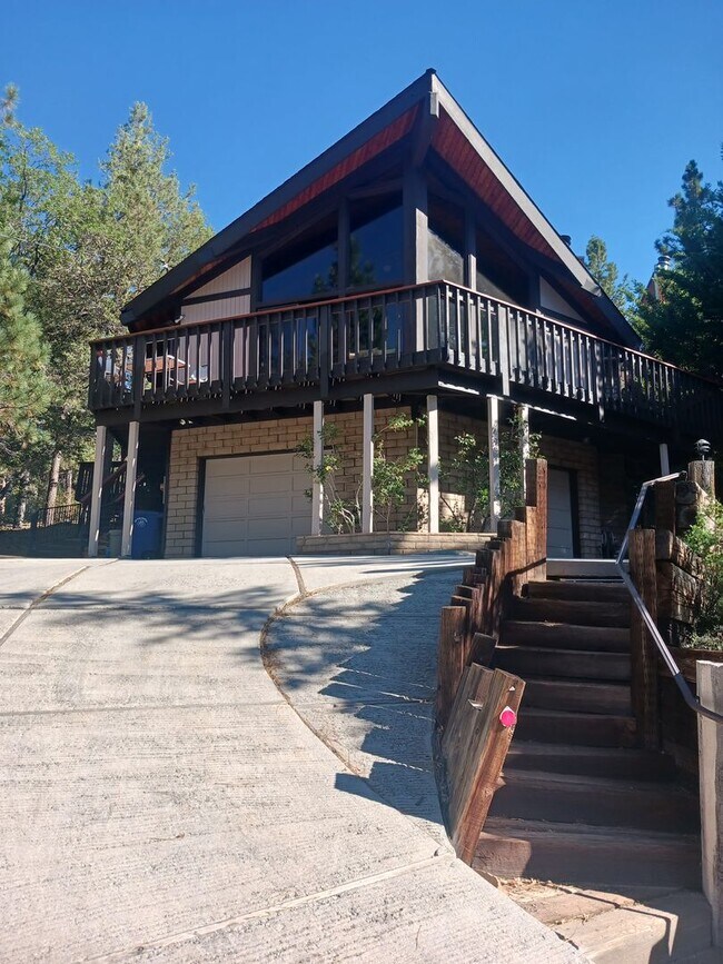 Building Photo - Big Bear Retreat