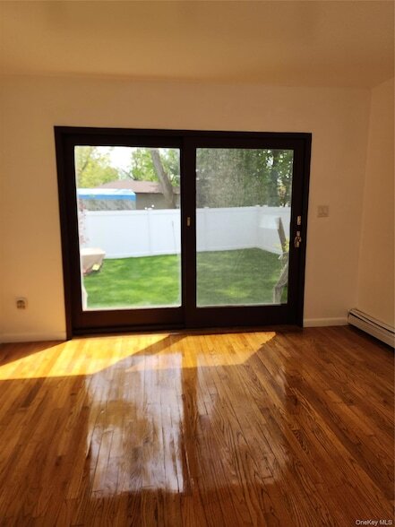 Foto del edificio - 401 Rhodes Ln