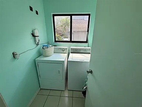 cuarto de lavandería - 810 Hammockwood Ct