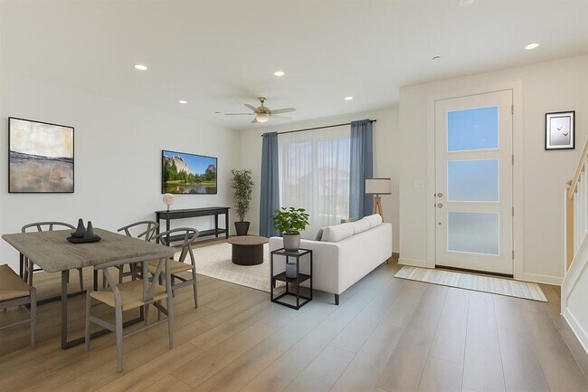 Foto del edificio - 517 Emory Crossing Blvd