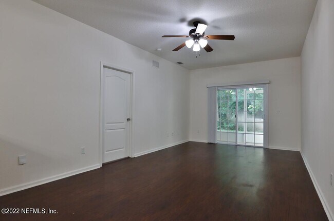 Foto del edificio - 4990 Key Lime Dr