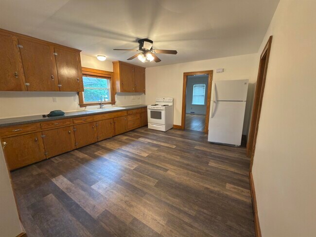 Foto del edificio - 573 Spruce St