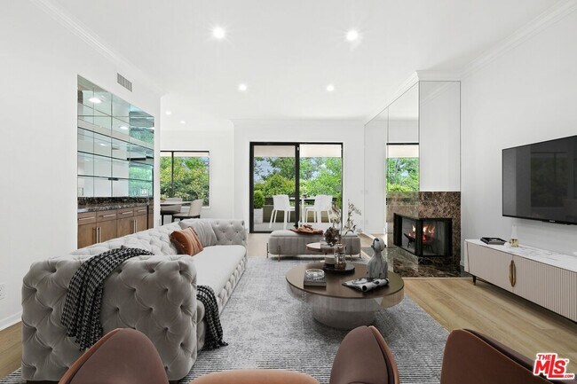 Building Photo - 2291 Century Hill