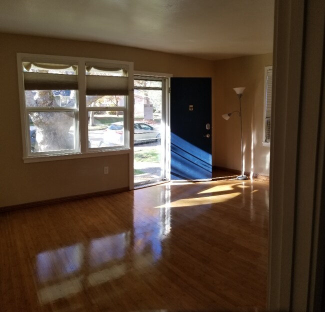 92 Martin Dr Novato, CA 94949 Alquileres en Novato, CA