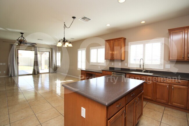 Foto del edificio - 27105 N 52nd Ave