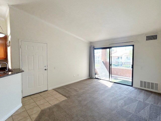 Building Photo - 78650 Ave 42 Ave