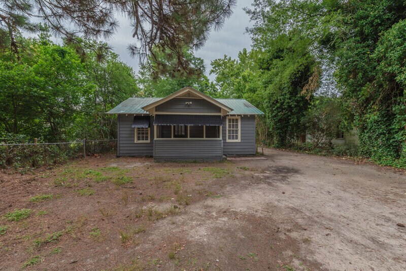 Foto principal - 1922 Haynie Dr