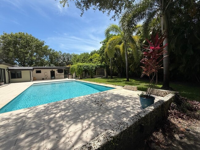 Building Photo - 7801 SW 128th St
