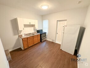 Building Photo - 2629 N Palethorp St