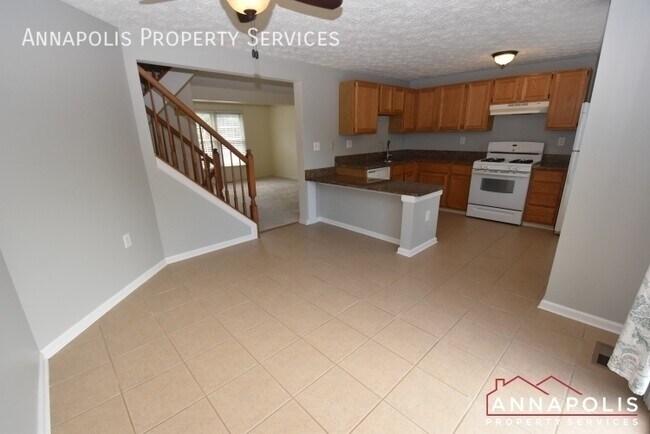 Foto del edificio - 2447 Warm Spring Way