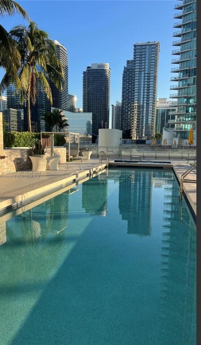 Foto del edificio - 90 SW 3rd St