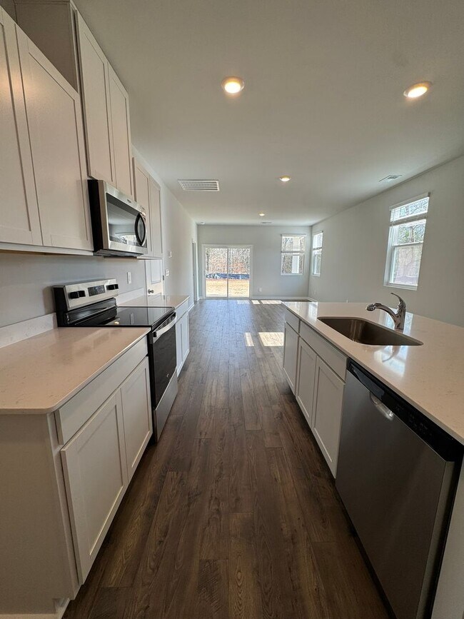 Foto del edificio - 4332 Oswin Dr