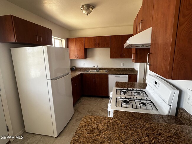 Foto del edificio - 5719 Bainbridge Ave