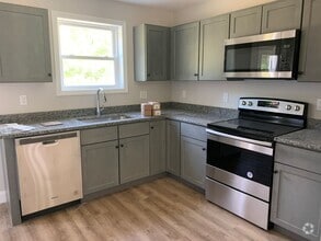 Building Photo - 76-78 Cottage Pl