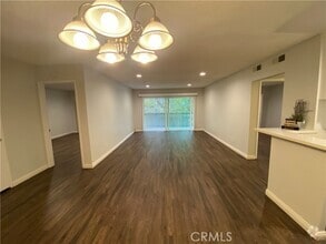 Building Photo - 424 N Bellflower Blvd