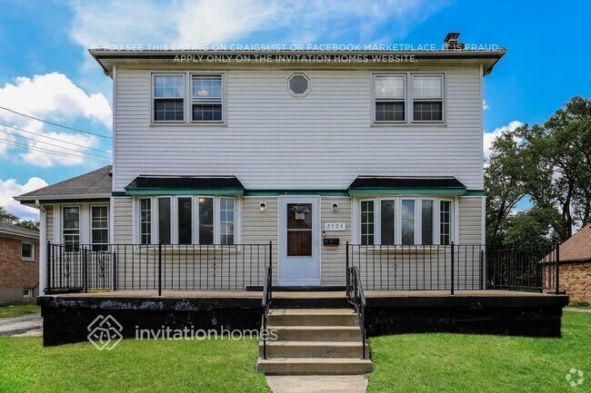 2704 Granville Ave