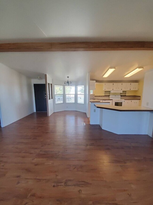 Foto del edificio - 3-Bedroom Home
