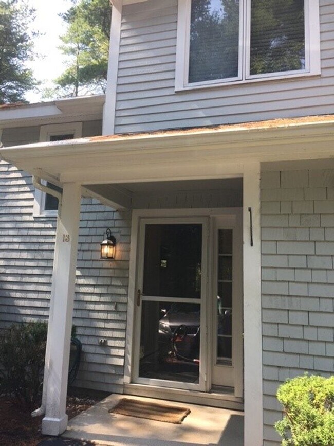 Building Photo - One Freeport Place #13