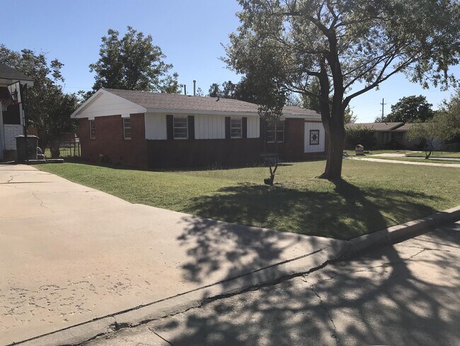 Building Photo - 1502 NW 47th St