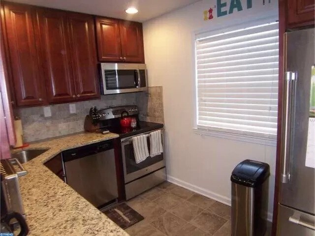 Foto del edificio - 1814 W 16th St