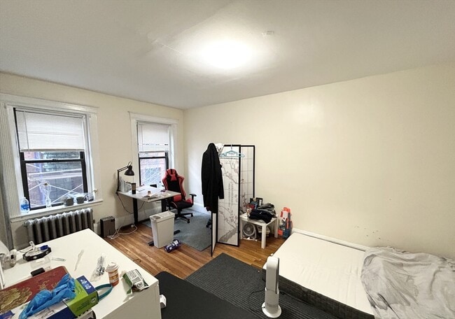 Building Photo - 39 Hemenway St