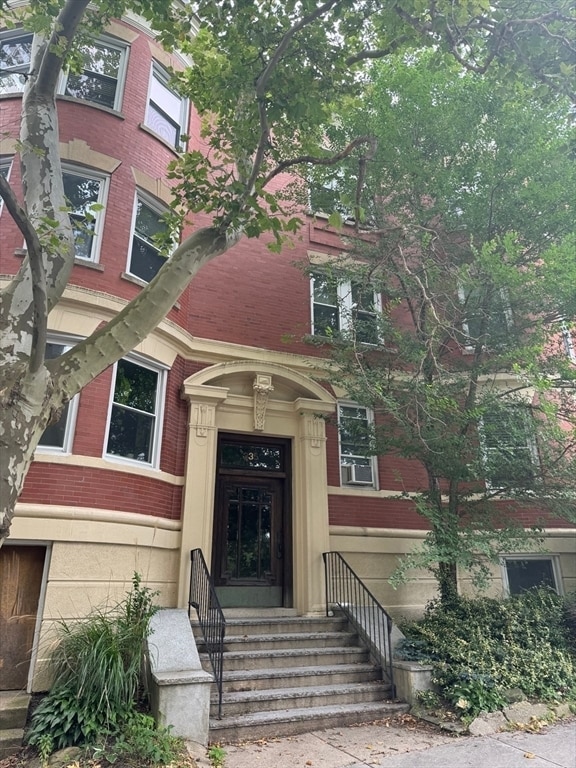 Building Photo - 235 Rawson Rd