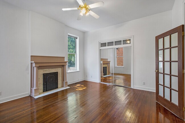 Foto del edificio - 2602 W Grace St